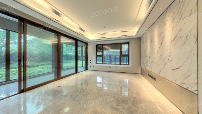 万科翡翠滨江二手房实景图