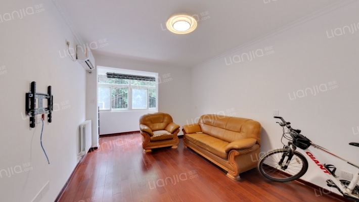 西安市建二公司建东街住宅楼二手房实景图