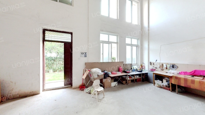 东湖水岸二手房实景图