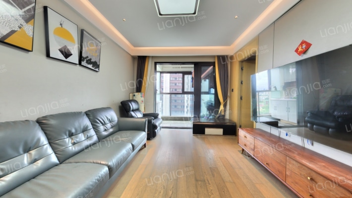 万科麓山二手房实景图