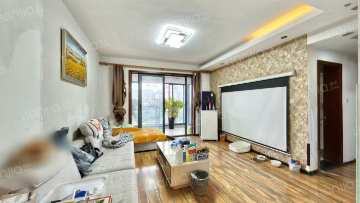 东苑B区二手房实景图