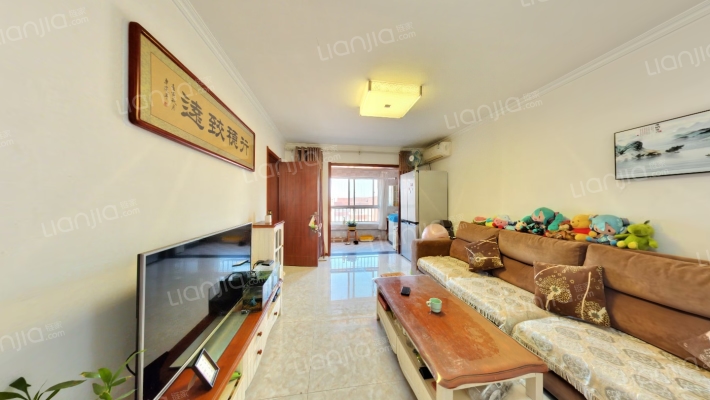 学院国际二手房实景图