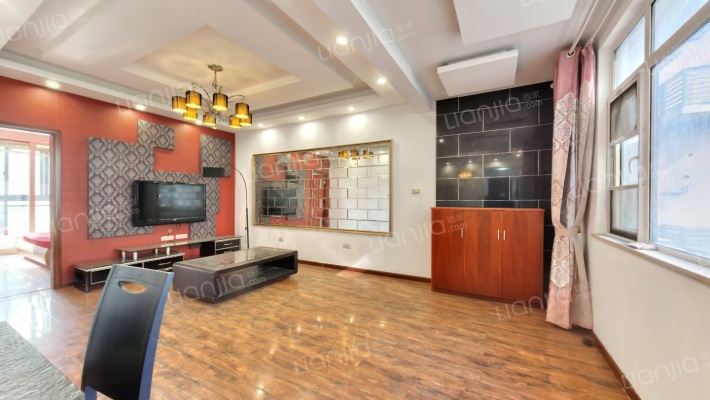 中大长江紫都三期二手房实景图