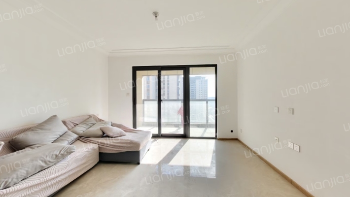 中建滨水苑二手房实景图