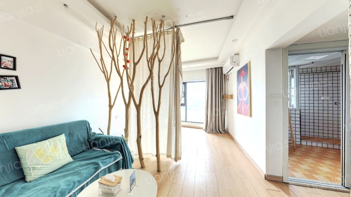 滨江壹号二手房实景图