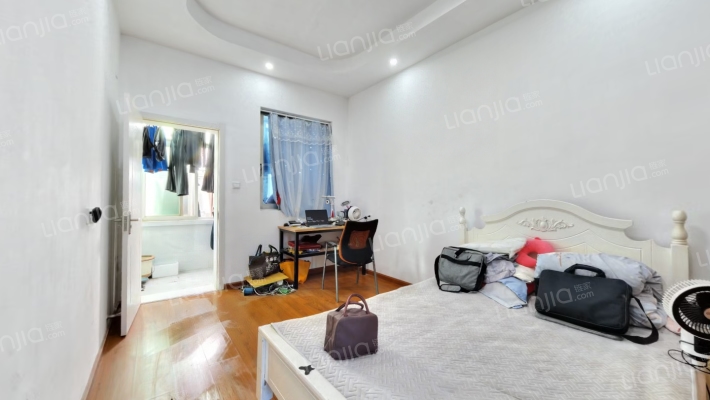 小川东路241号二手房实景图