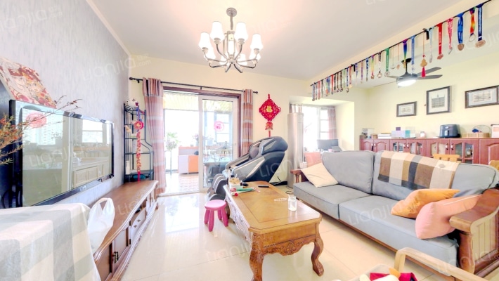 蓝光香瑞湖二手房实景图