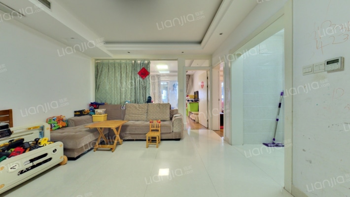 新阜名邸二手房实景图