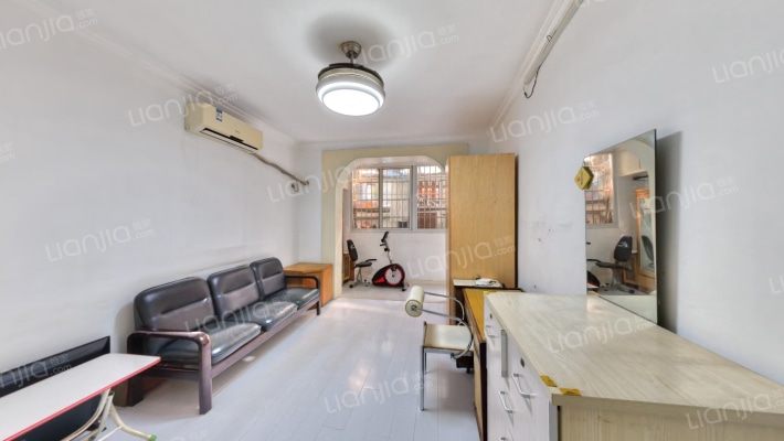 绒庄新村二手房实景图