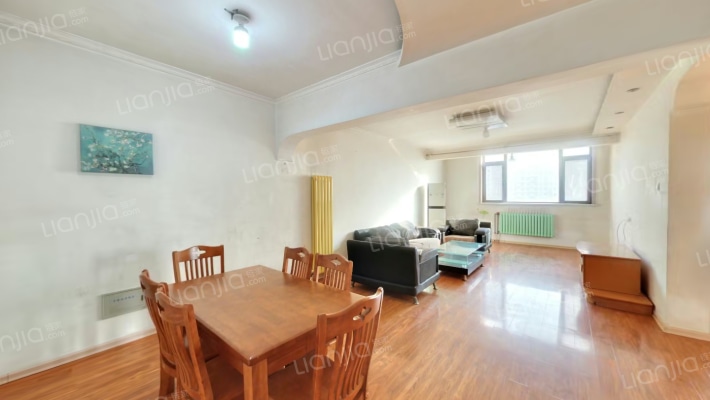 融富中心A区二手房实景图