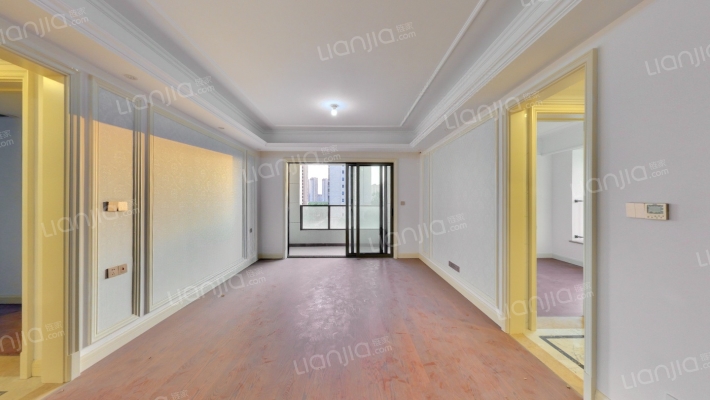 海尔翡翠文华A区二手房实景图