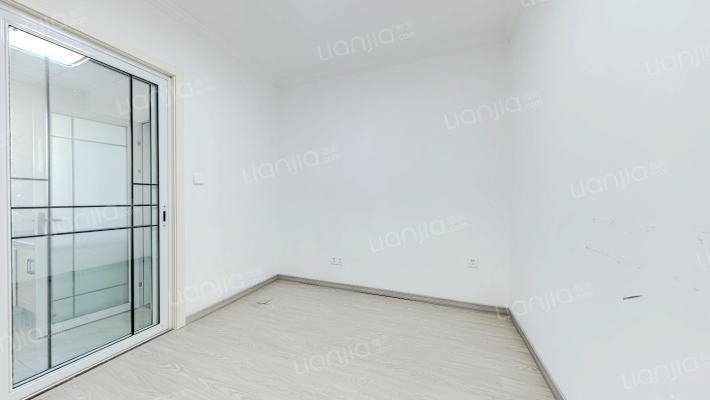 农垦公司宿舍二手房实景图