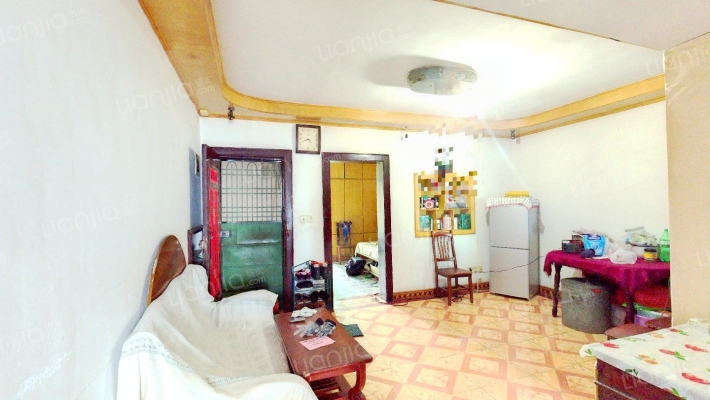 德兴综合楼二手房实景图