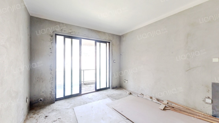 绿地海长流二期二手房实景图