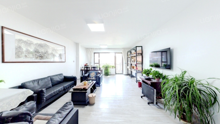 银河国际B区二手房实景图