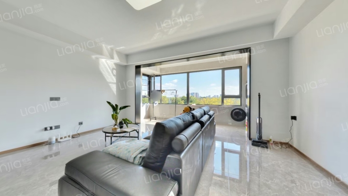 中建翰林雅境二手房实景图