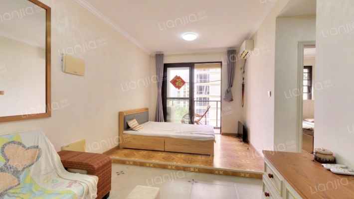 翠屏·凤凰水城二手房实景图