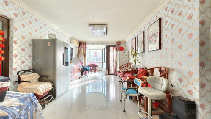 珠江拉维小镇二手房实景图