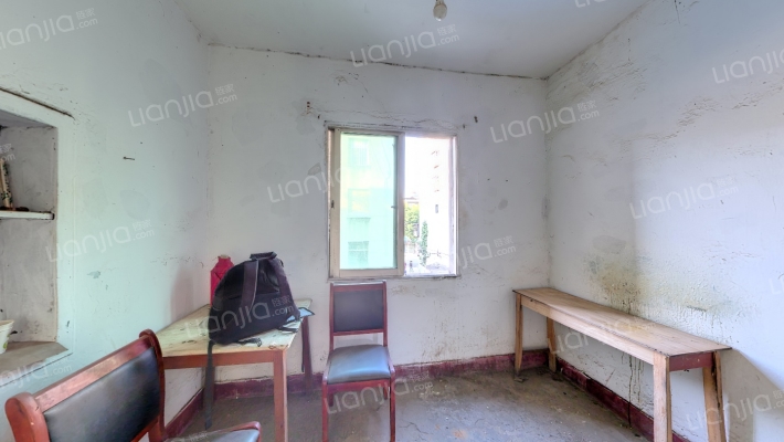 东方袜厂宿舍二手房实景图