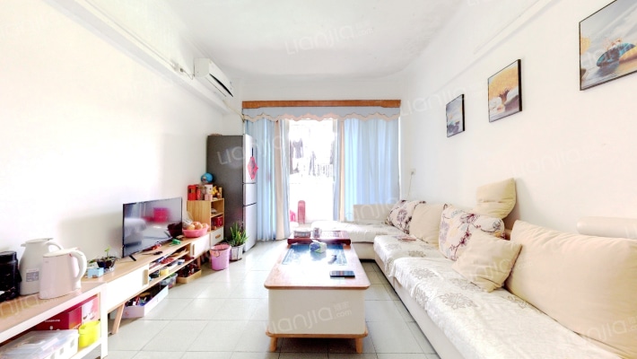 沿河商住区二手房实景图