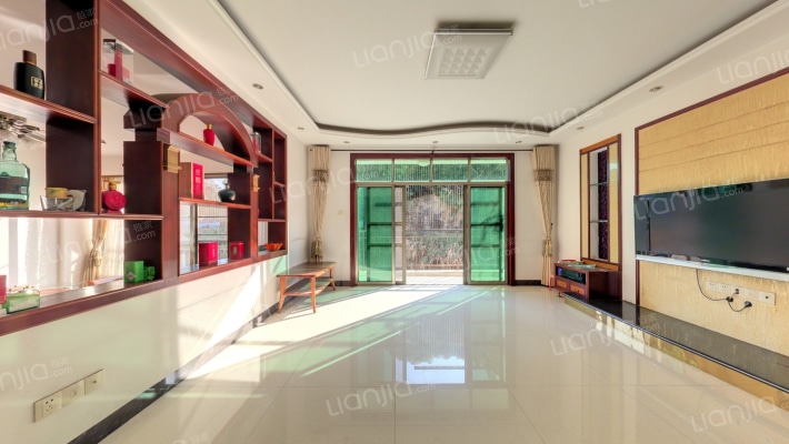 山水世家东区二手房实景图