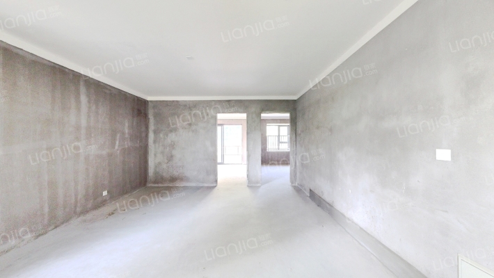 名都佳苑二手房实景图