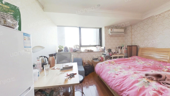 克拉公寓二手房实景图