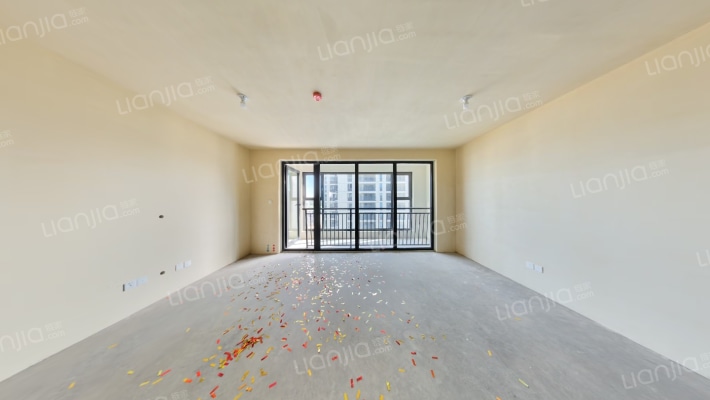 海信星海湾二手房实景图