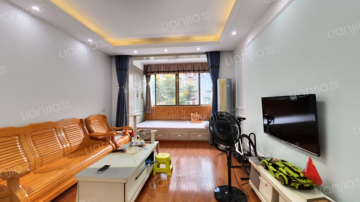 黄鹂小区二手房实景图