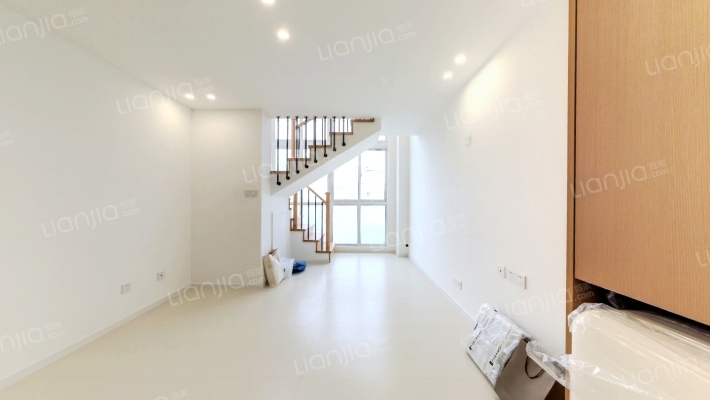 城市大厦二手房实景图