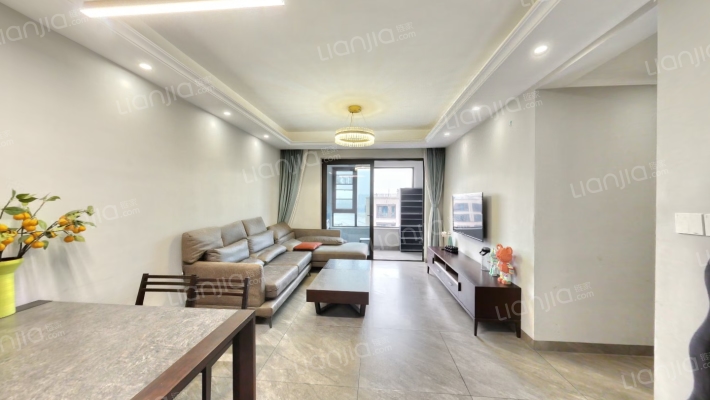 融创玖樟台二手房实景图