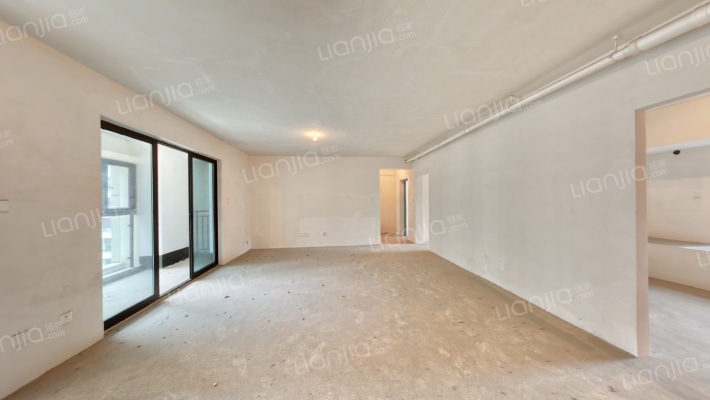 隆鑫公园首府二手房实景图