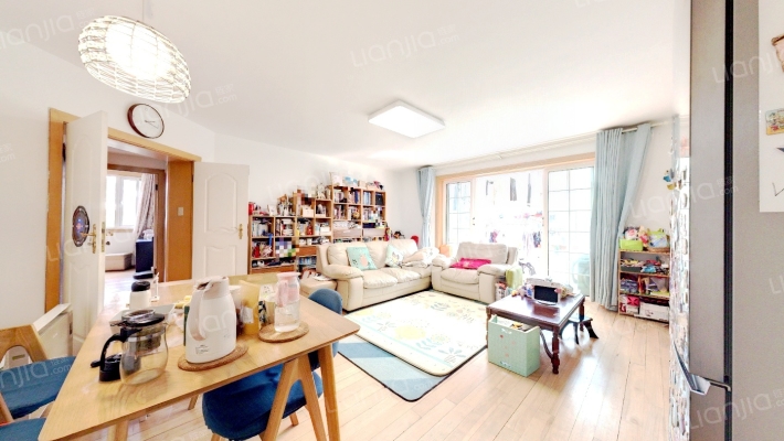 奥森花苑二手房实景图