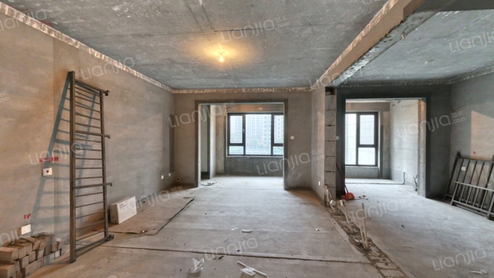 永威梅隆公馆二手房实景图