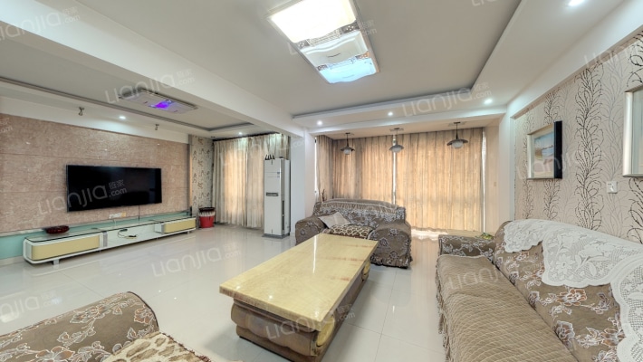 迎新家园二手房实景图