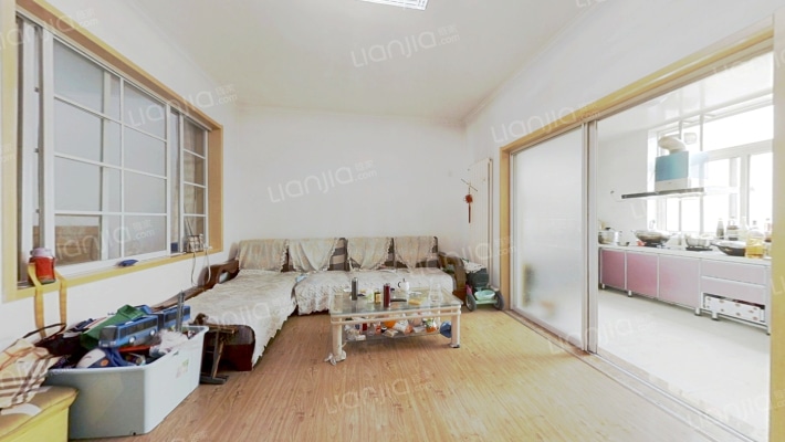 鲁伟宿舍二手房实景图