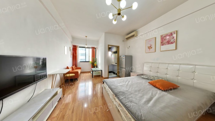 罗马国际二手房实景图