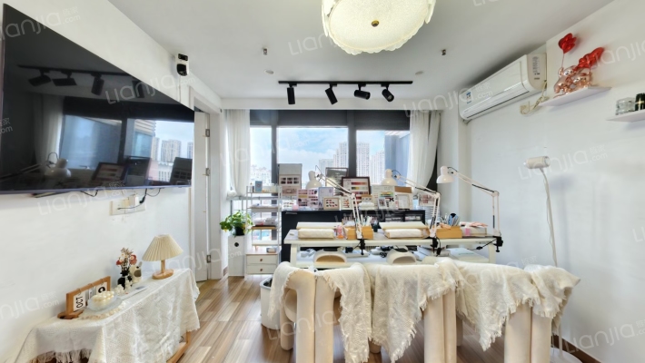 盛泽国贸中心二手房实景图