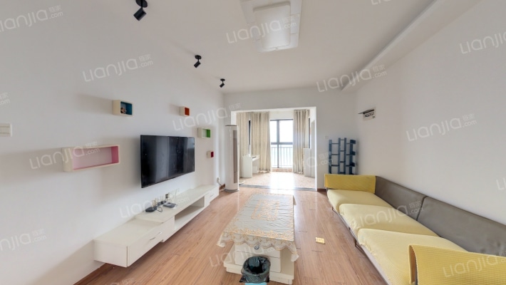 中鼎江岸花城二手房实景图