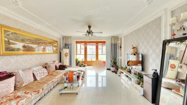 卓信半岛蓝湾二手房实景图