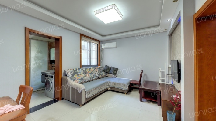 万嘉颐园六村二手房实景图