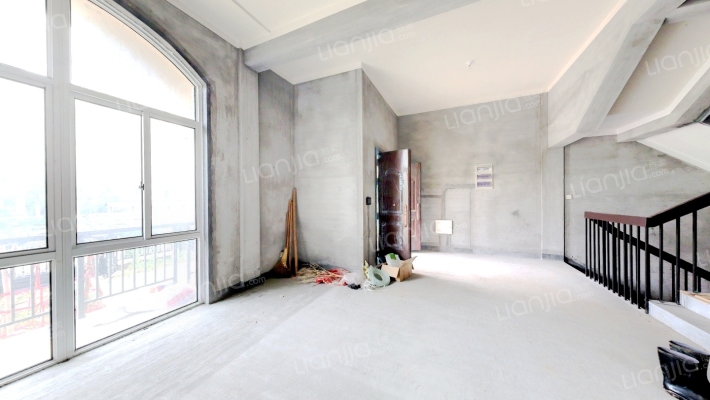 日兴家园二手房实景图