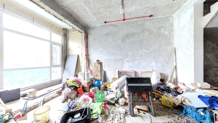 嘉利华府庄园八区二手房实景图