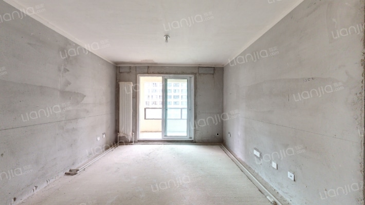 鼎立国际城H区二手房实景图