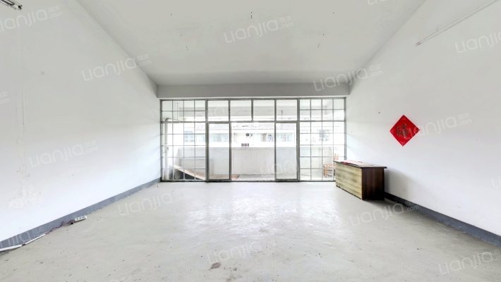 湖畔山庄二手房实景图