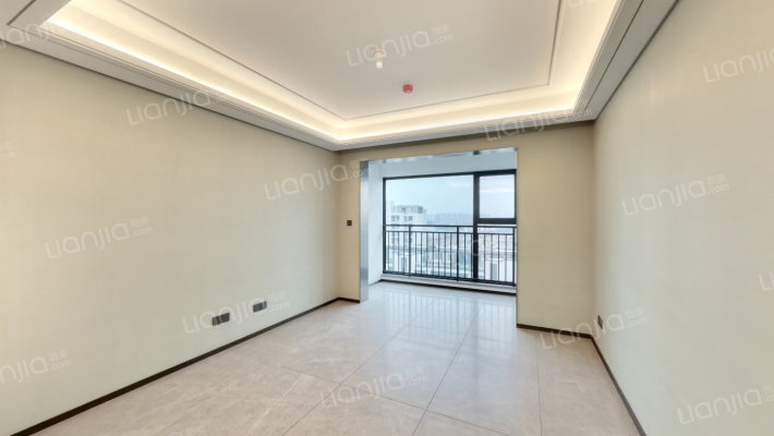 海信君悦二手房实景图