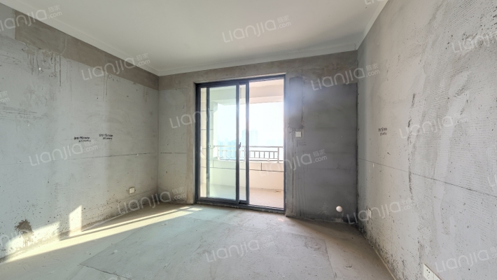 国联春风苑二手房实景图