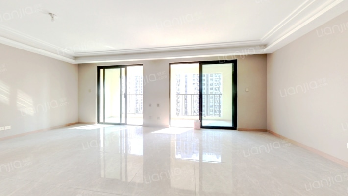 艺荟兰苑二手房实景图