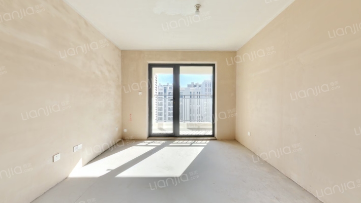 卓越中寰二手房实景图