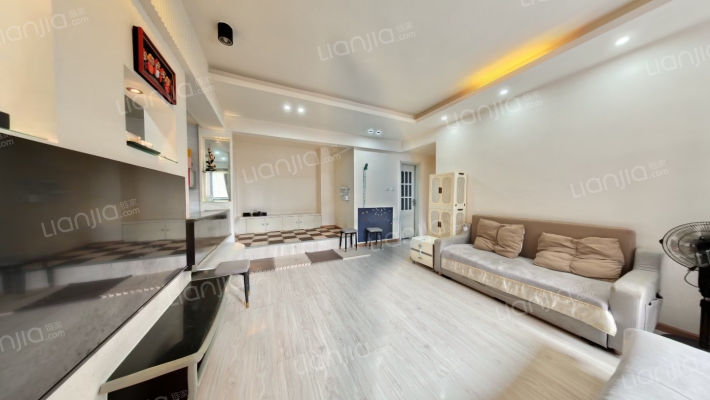 西城星座二手房实景图